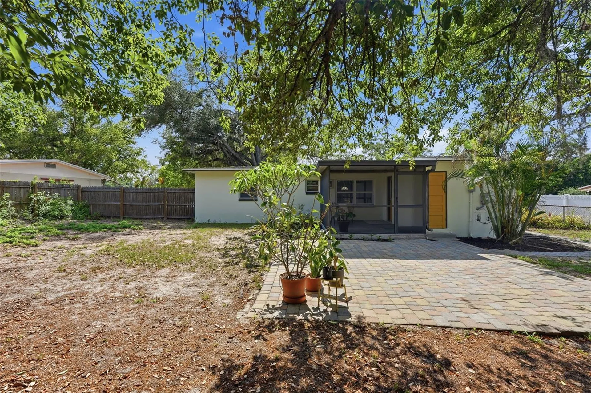 8017 Cardinal Drive Tampa FL 33617