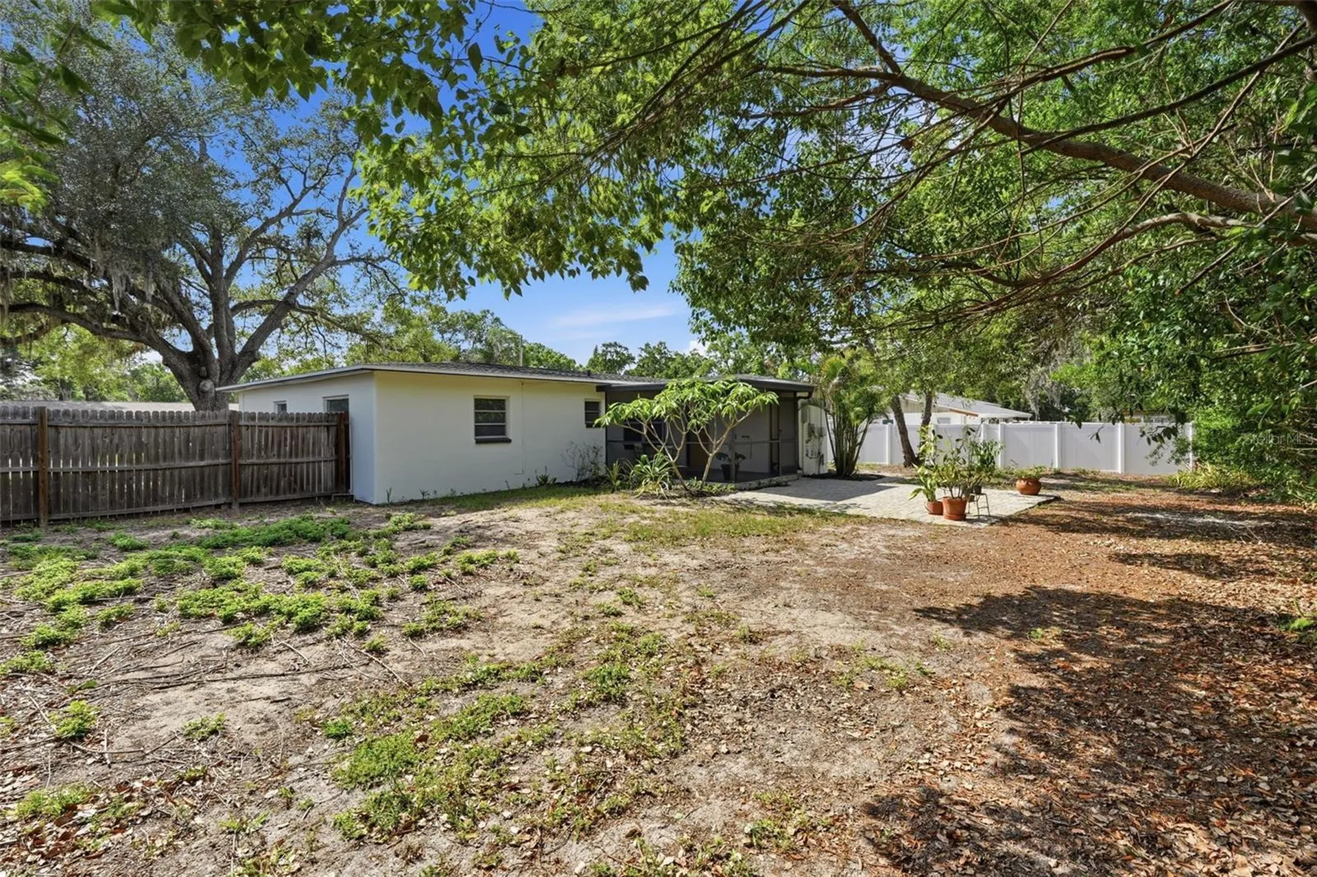 8017 Cardinal Drive Tampa FL 33617