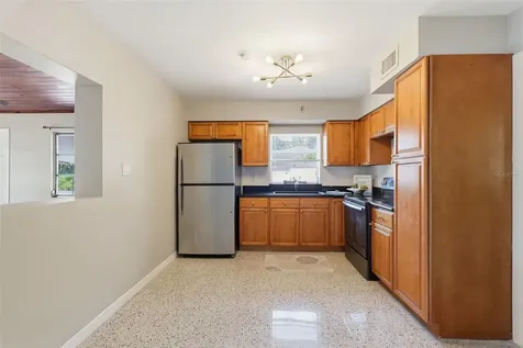 8017 Cardinal Drive Tampa FL 33617