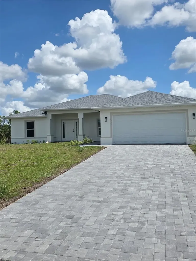 211 NE 31st Street Cape Coral FL 33909