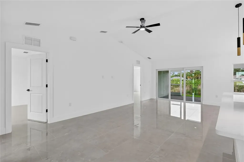 211 NE 31st Street Cape Coral FL 33909