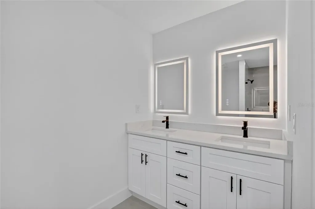 211 NE 31st Street Cape Coral FL 33909