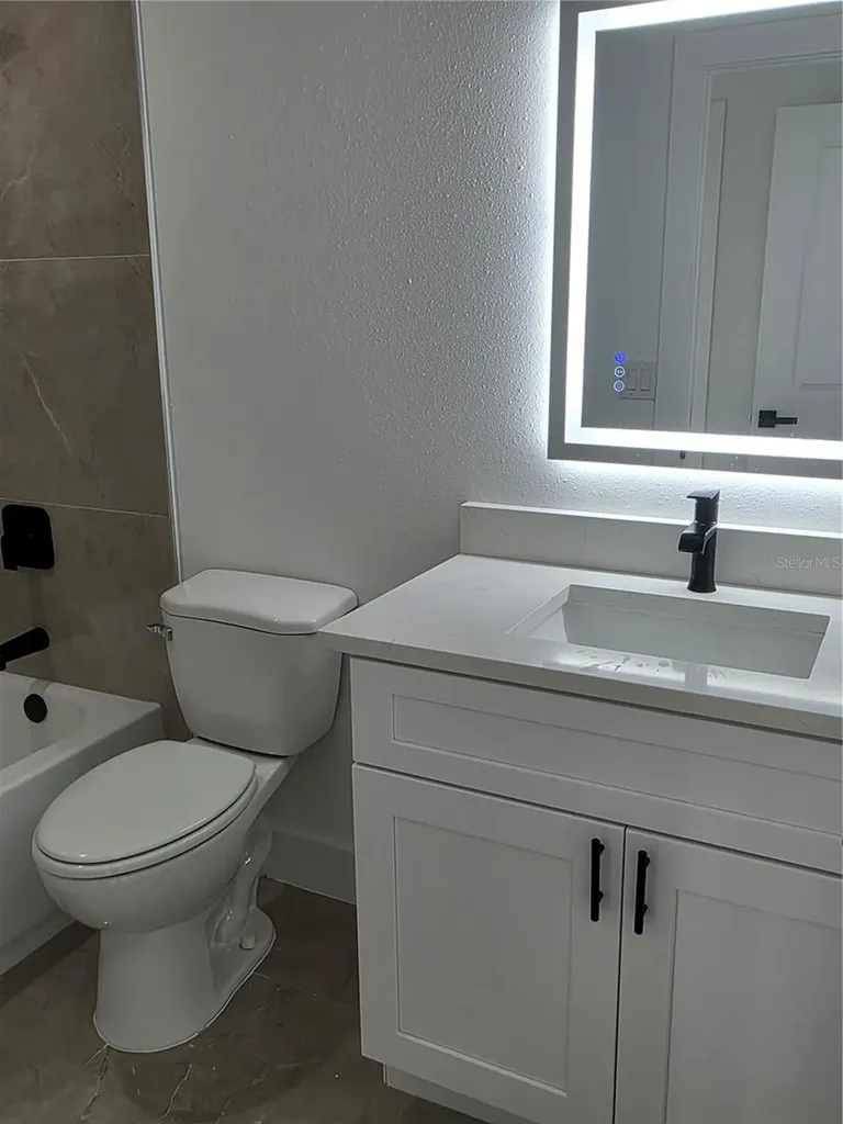 211 NE 31st Street Cape Coral FL 33909