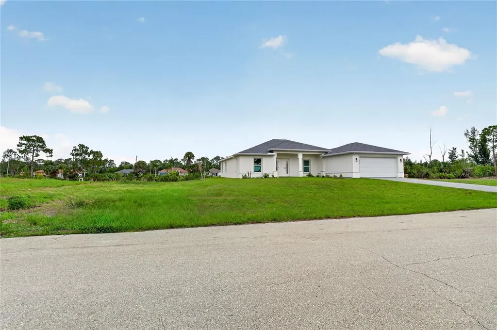 211 NE 31st Street Cape Coral FL 33909