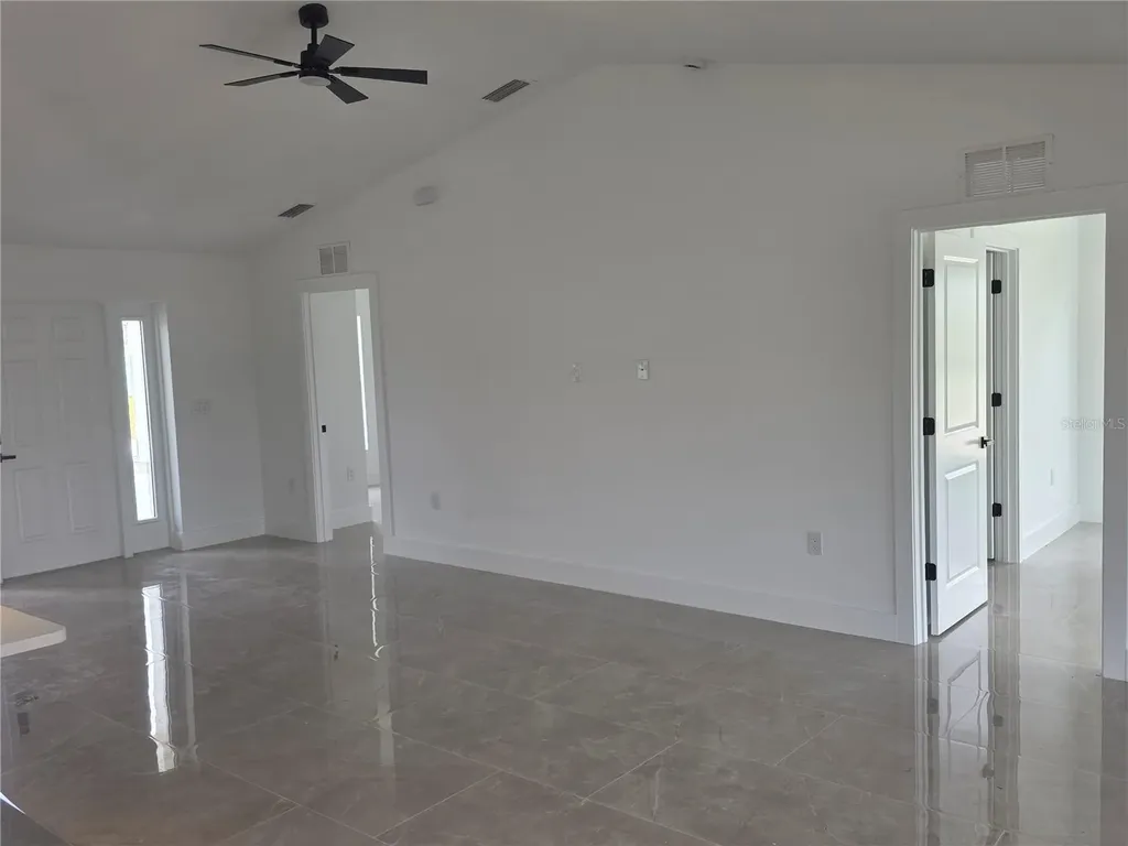 211 NE 31st Street Cape Coral FL 33909