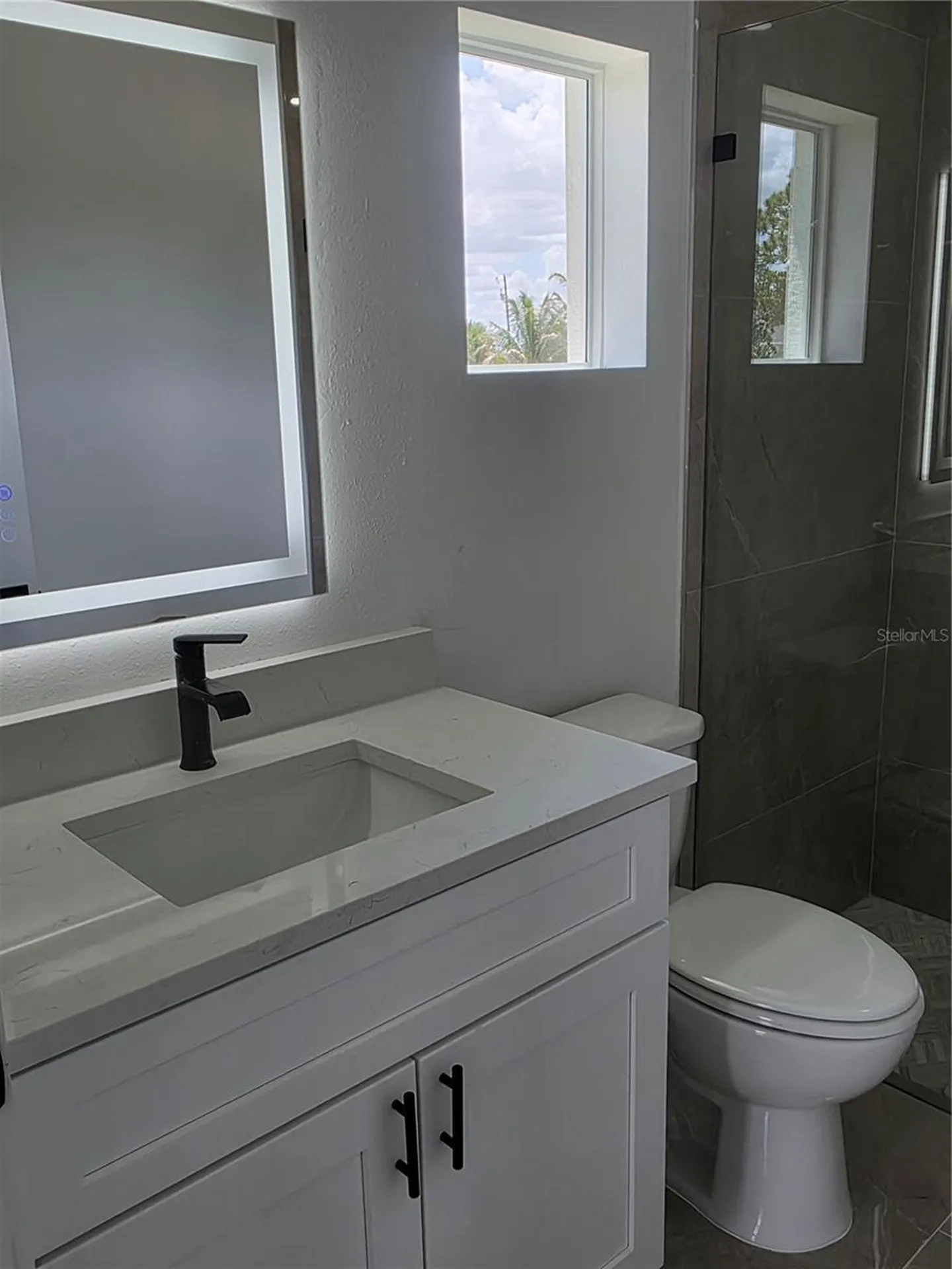211 NE 31st Street Cape Coral FL 33909