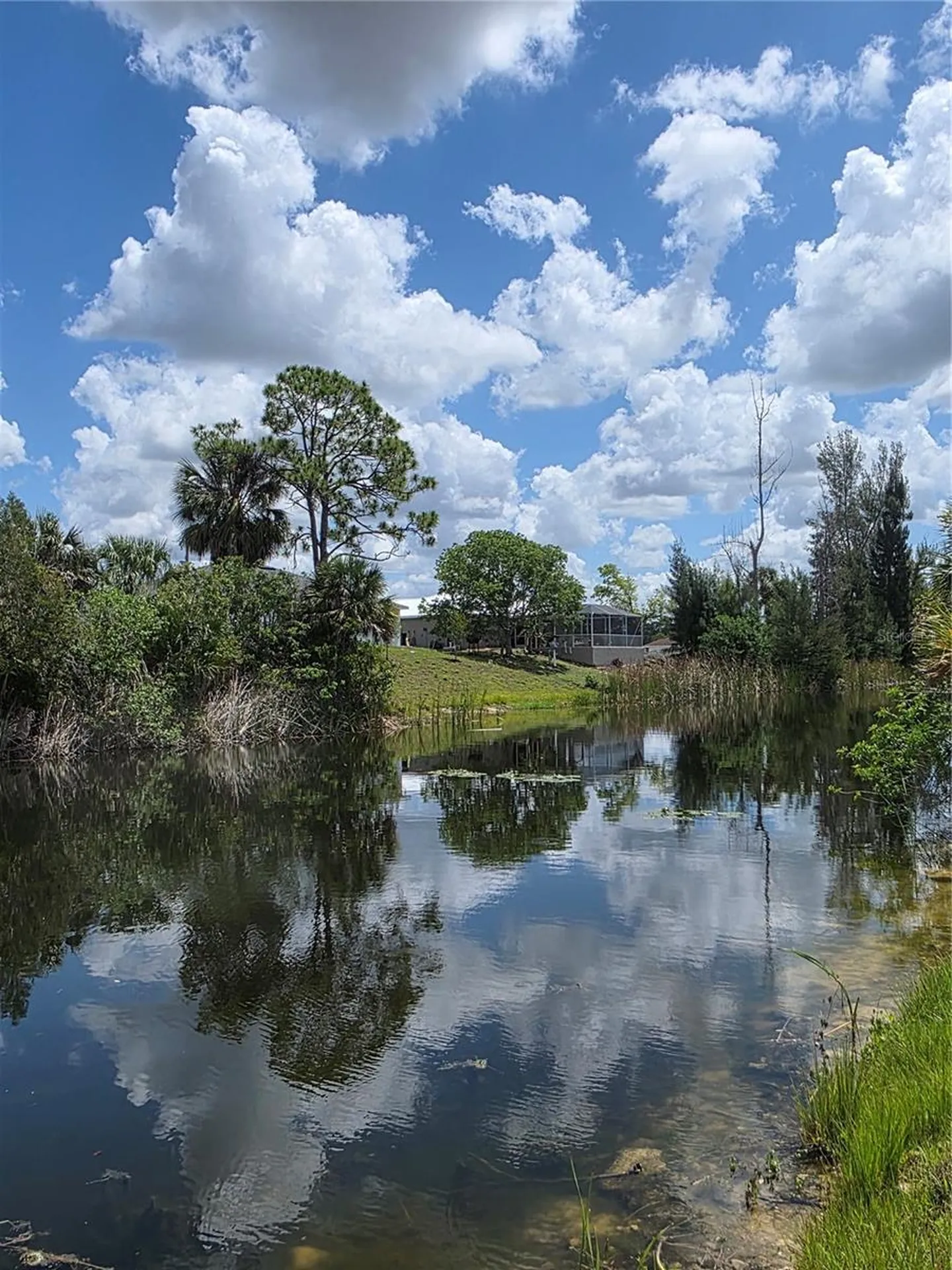 211 NE 31st Street Cape Coral FL 33909