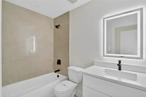 211 NE 31st Street Cape Coral FL 33909