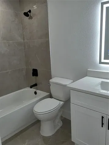 211 NE 31st Street Cape Coral FL 33909