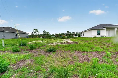 211 NE 31st Street Cape Coral FL 33909