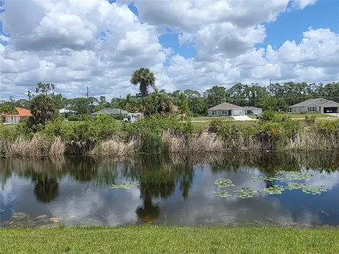 211 NE 31st Street Cape Coral FL 33909