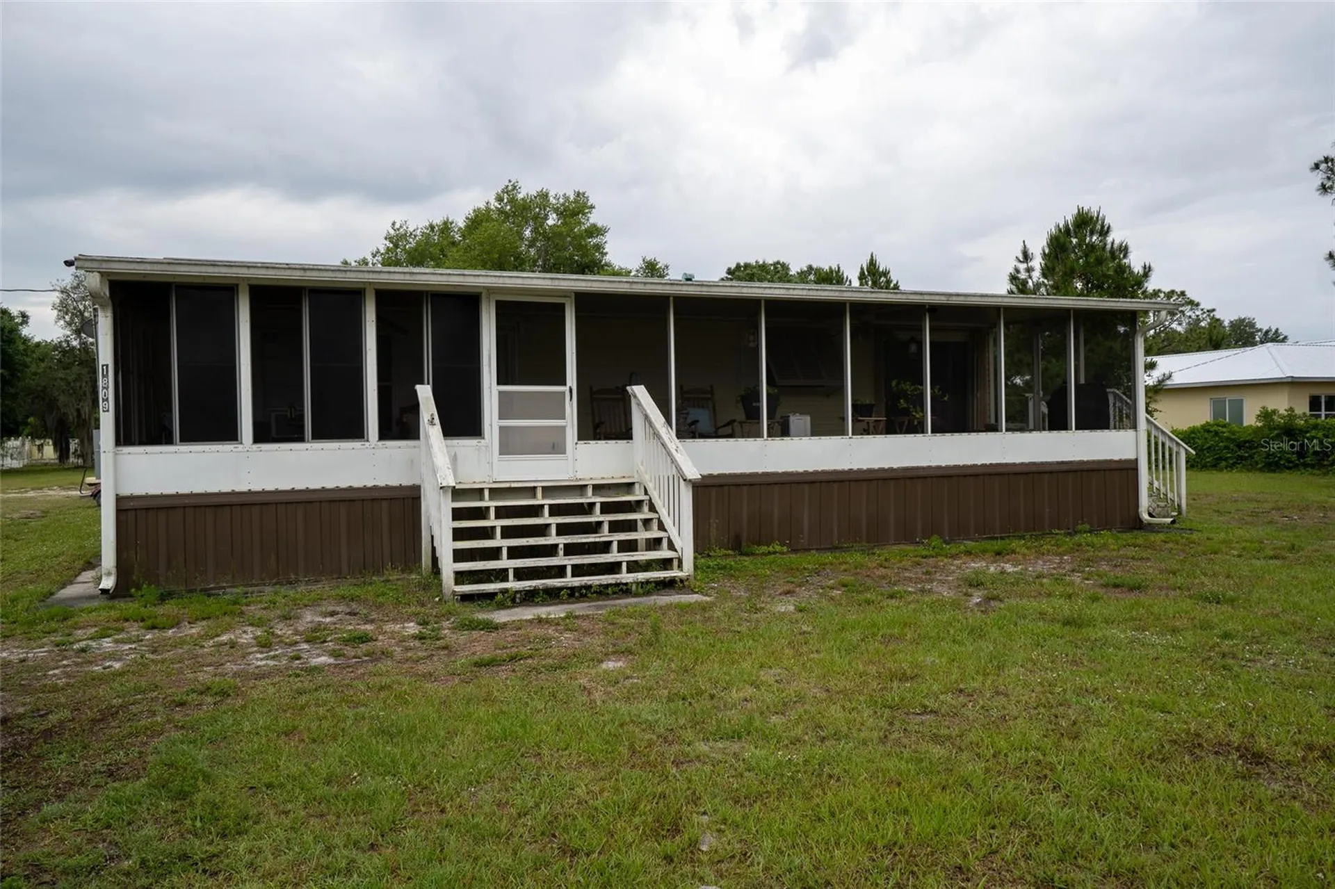 1809 E Holiday Drive Lorida FL 33857