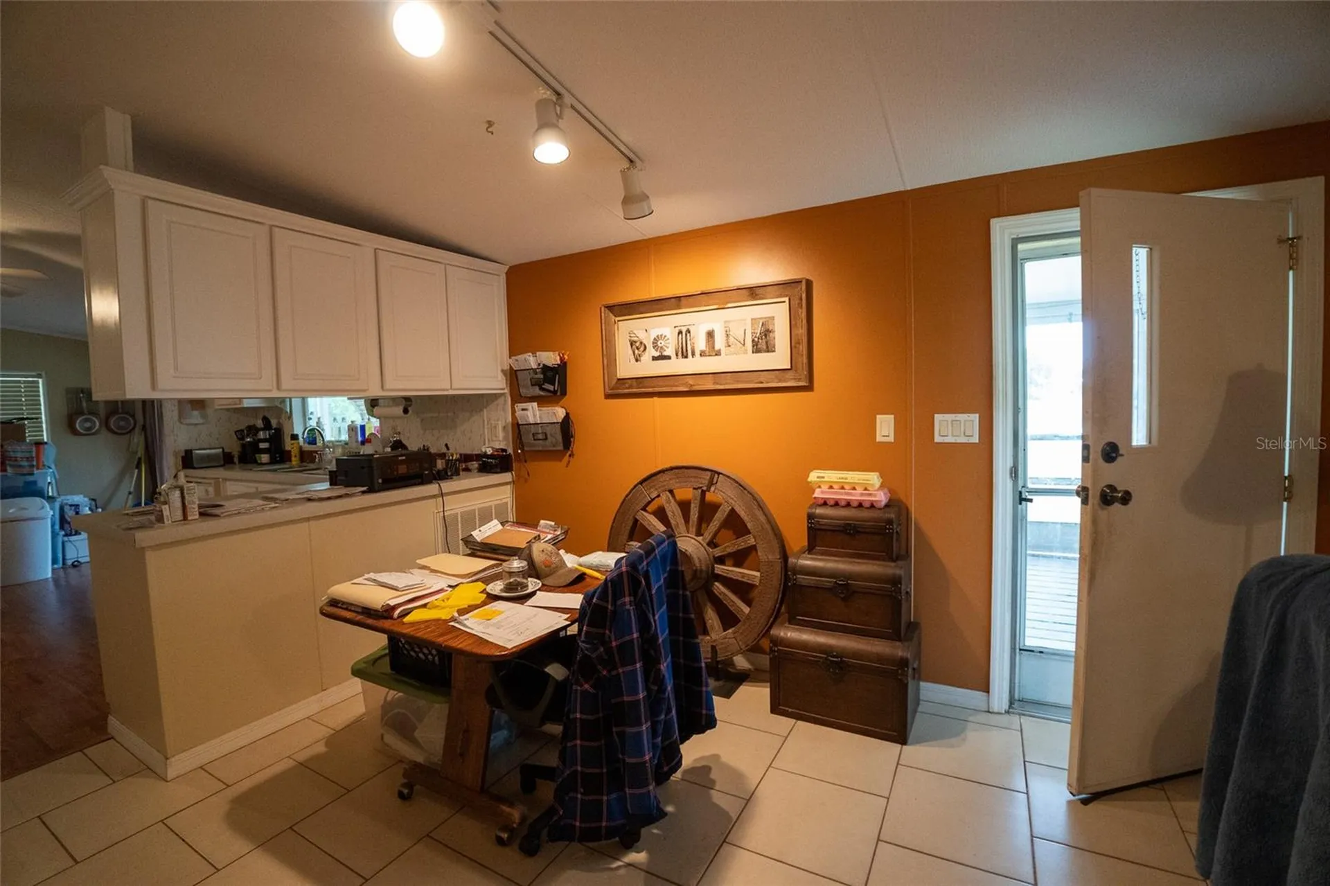 1809 E Holiday Drive Lorida FL 33857