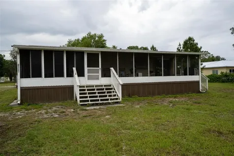 1809 E Holiday Drive Lorida FL 33857
