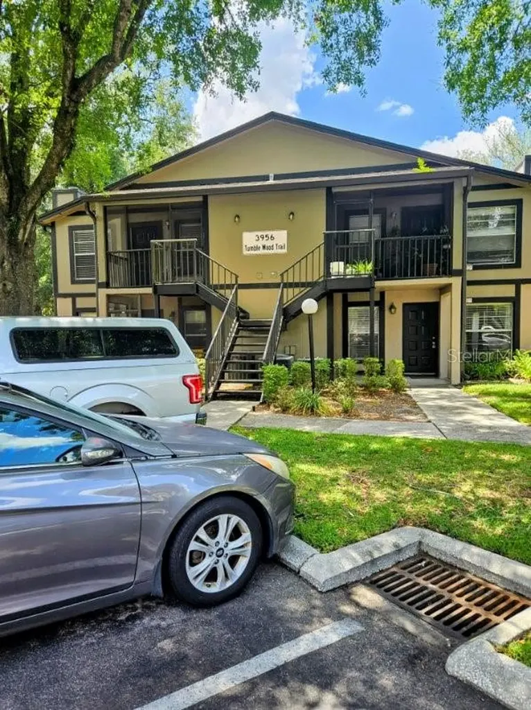 3956 Tumble Wood Trail Tampa FL 33613