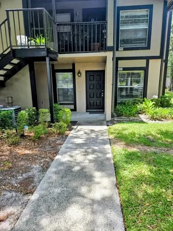 3956 Tumble Wood Trail Tampa FL 33613