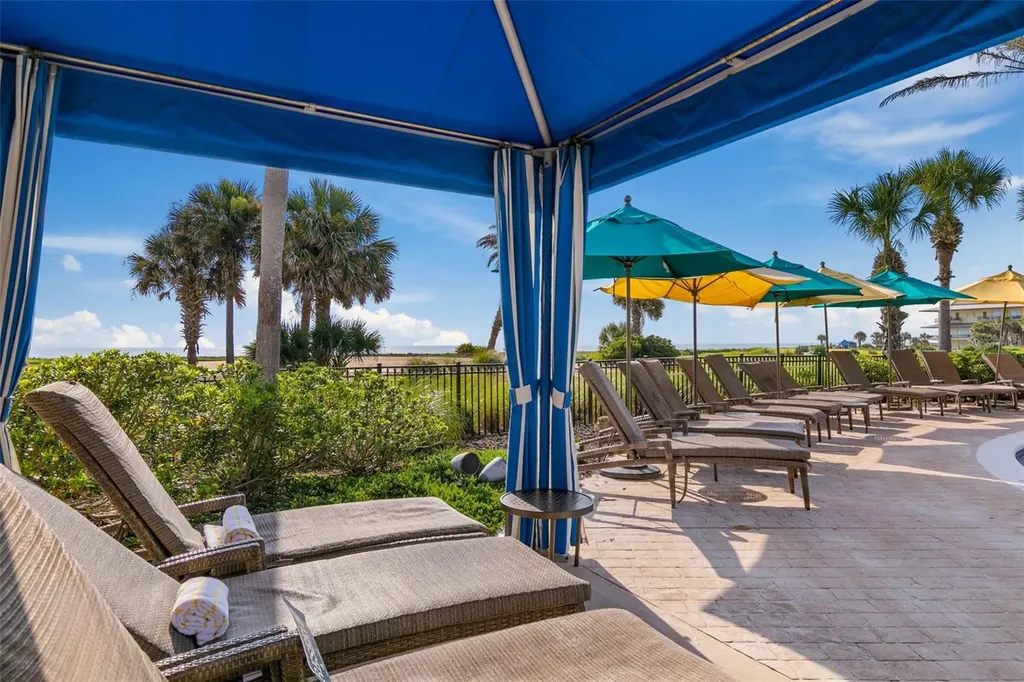 25 Ocean Crest Way Palm Coast FL 32137
