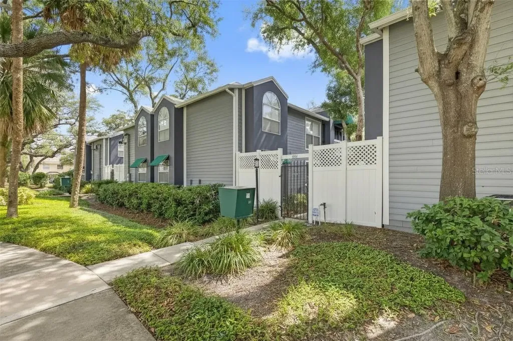 606 S Albany Avenue Tampa FL 33606