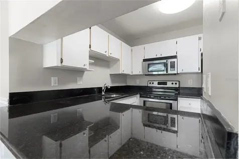 606 S Albany Avenue Tampa FL 33606