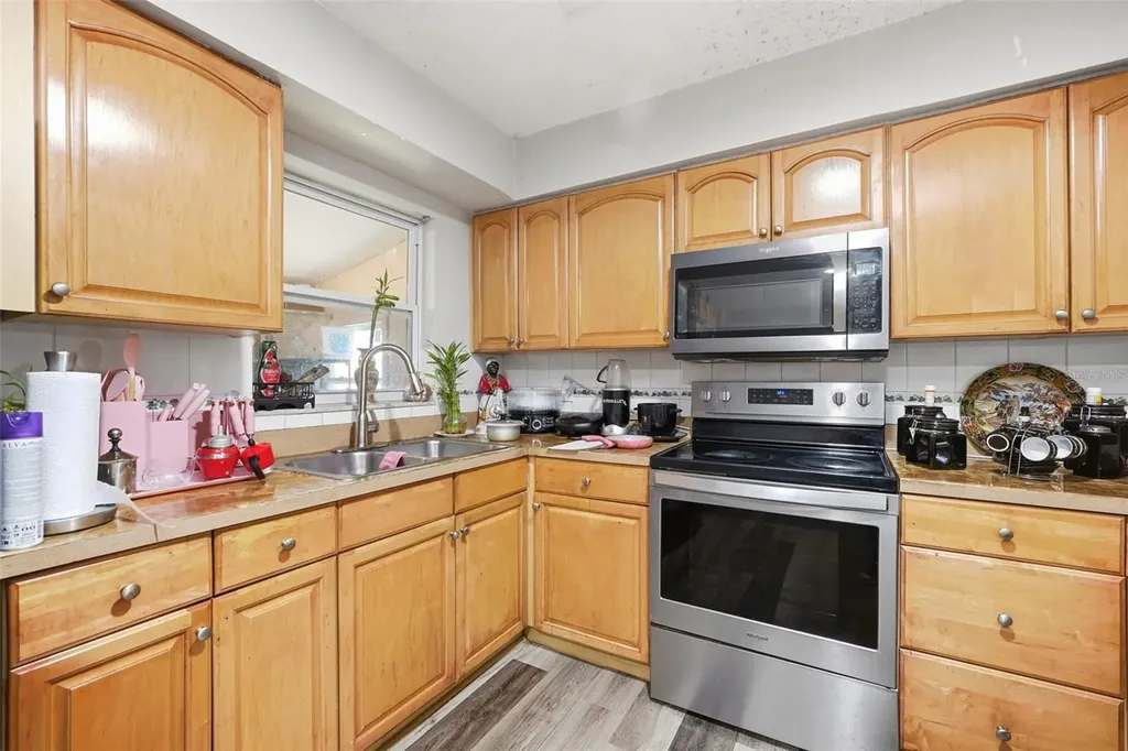 6 Viola Street Kissimmee FL 34741