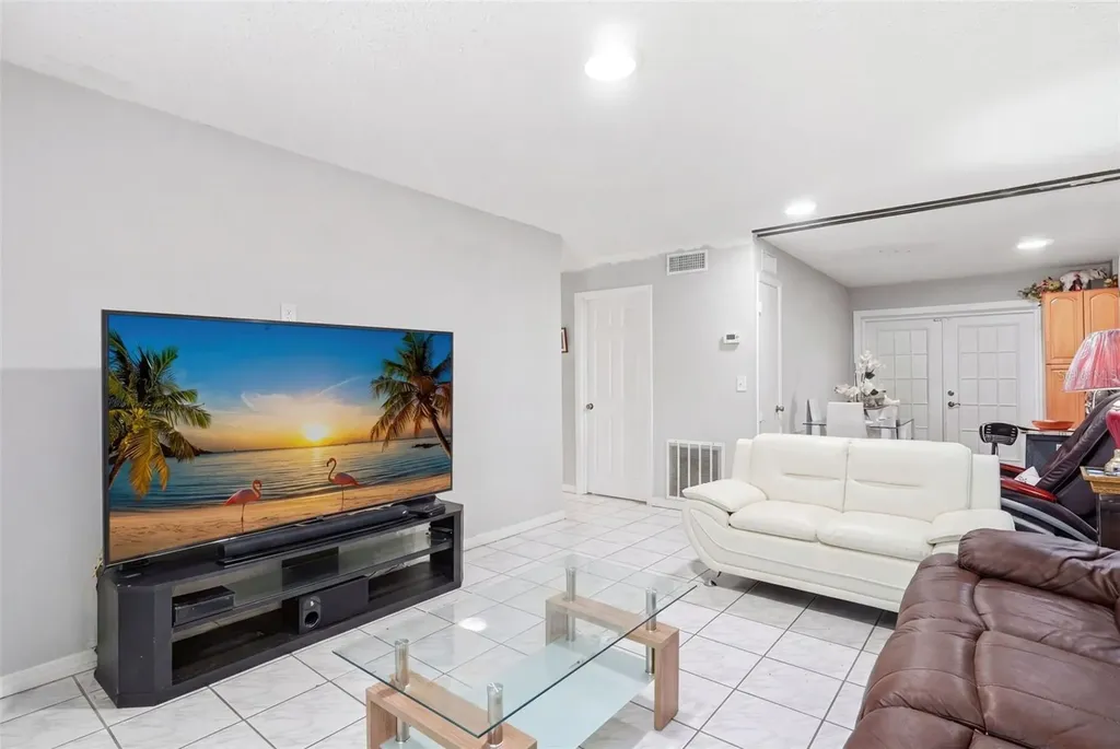 6 Viola Street Kissimmee FL 34741