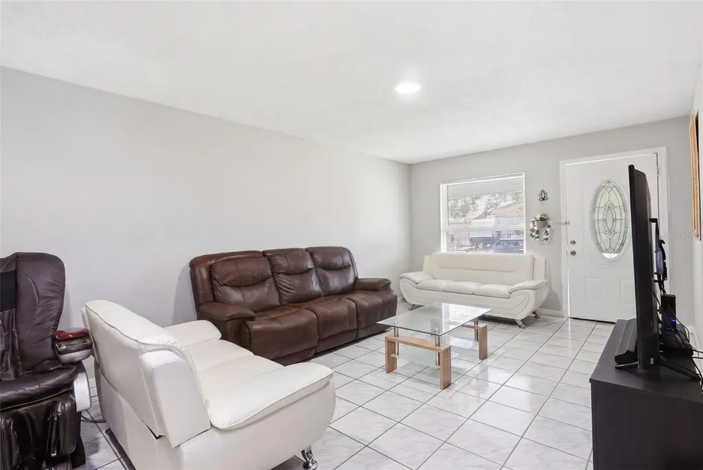 6 Viola Street Kissimmee FL 34741