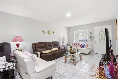 6 Viola Street Kissimmee FL 34741