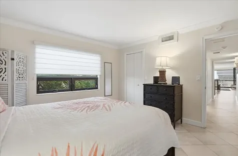 6804 Gulf Drive Holmes Beach FL 34217