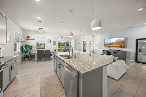 2013 Midnight Pearl Drive Sarasota FL 34240