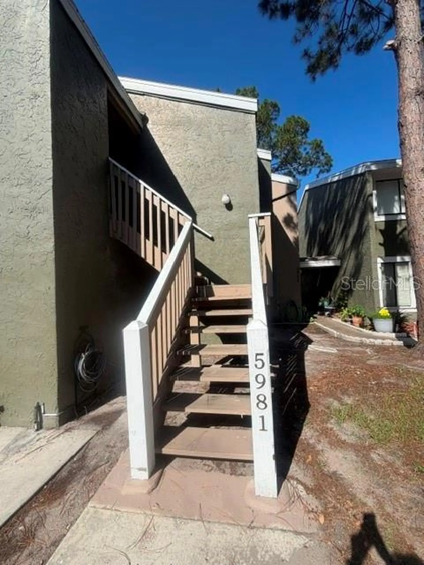 5981 Windhover Drive Orlando FL 32819