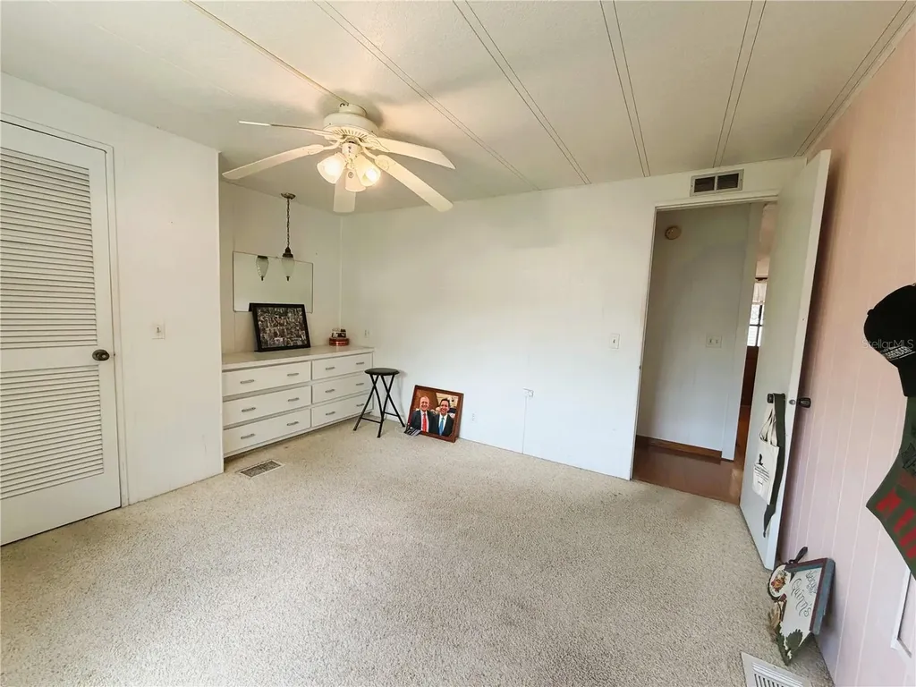 127 Royal Palm Drive Leesburg FL 34748