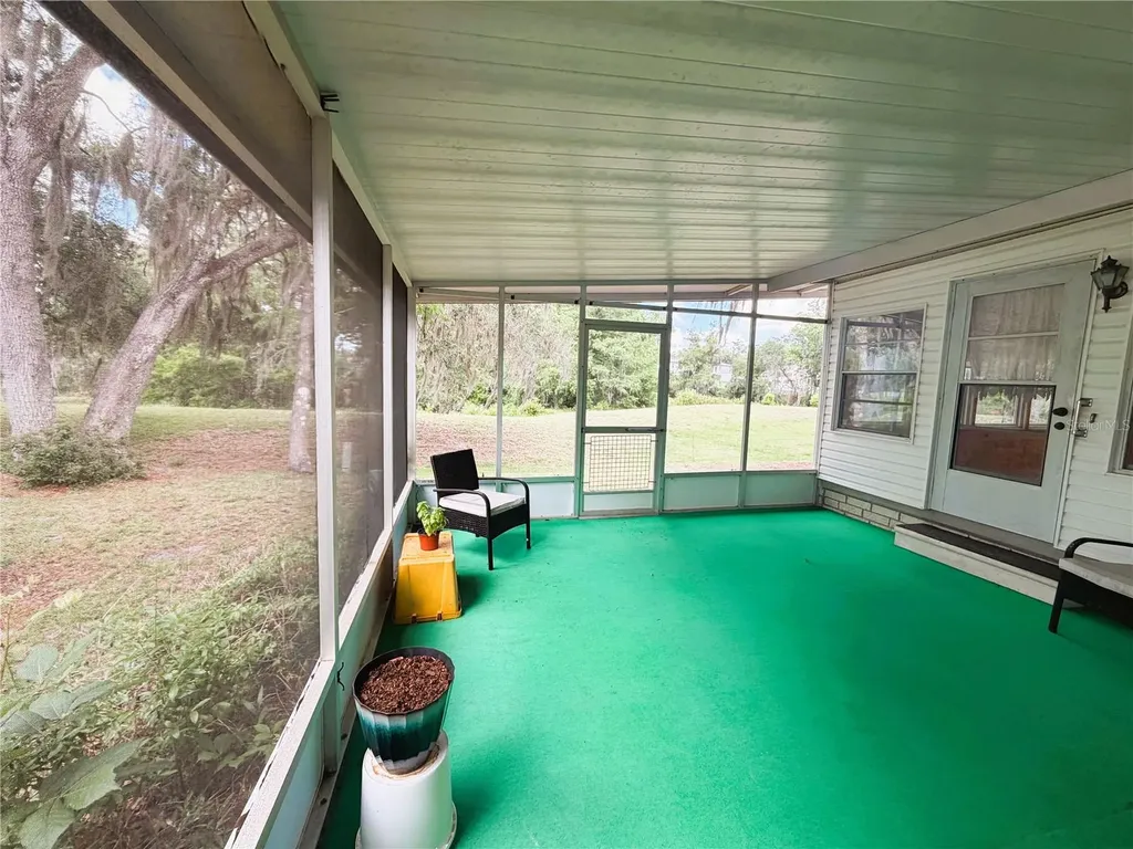 127 Royal Palm Drive Leesburg FL 34748