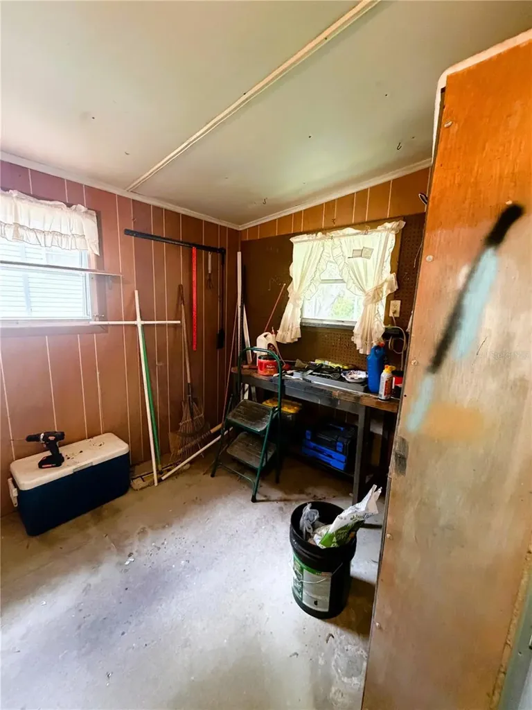 127 Royal Palm Drive Leesburg FL 34748