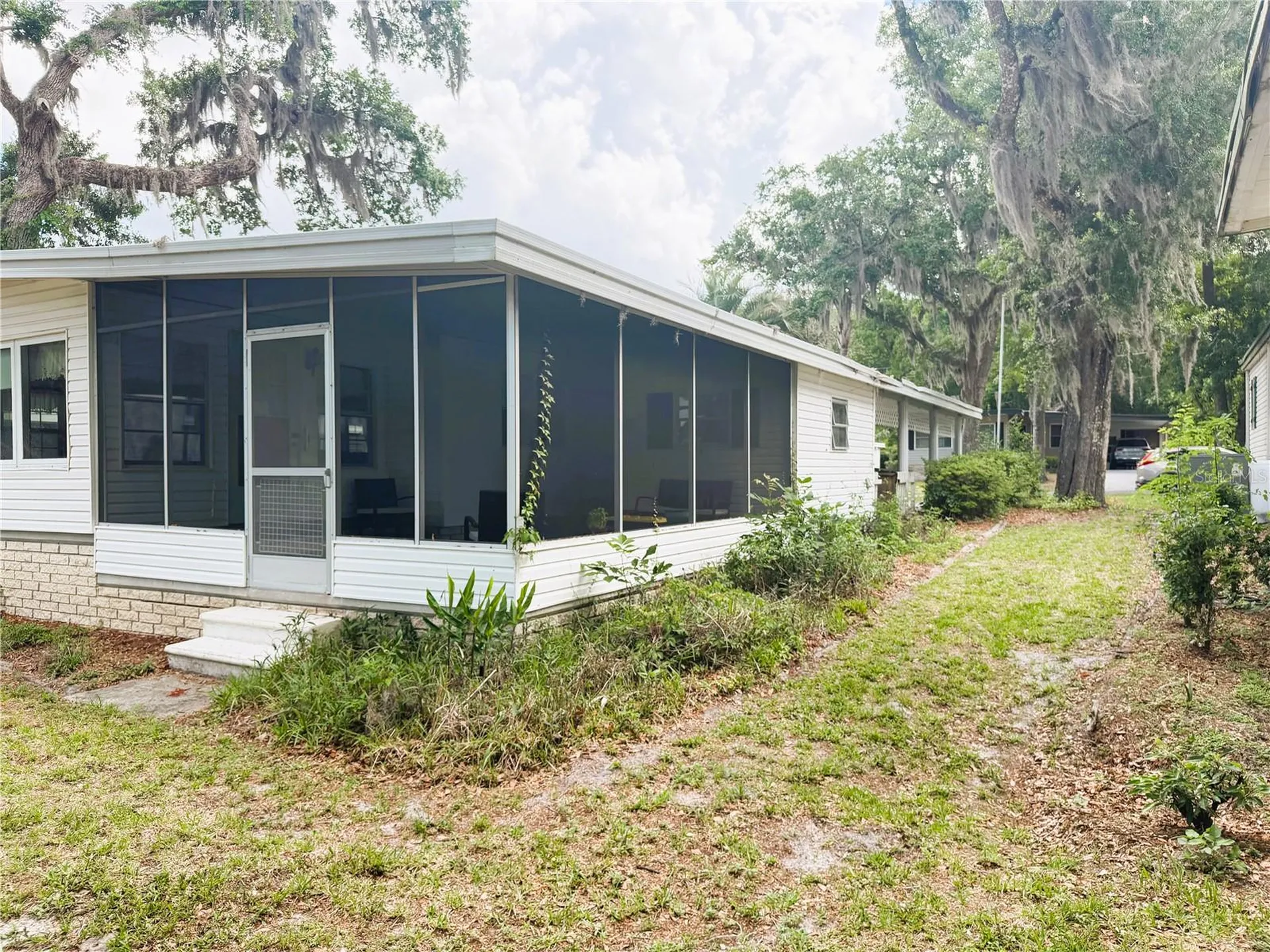 127 Royal Palm Drive Leesburg FL 34748