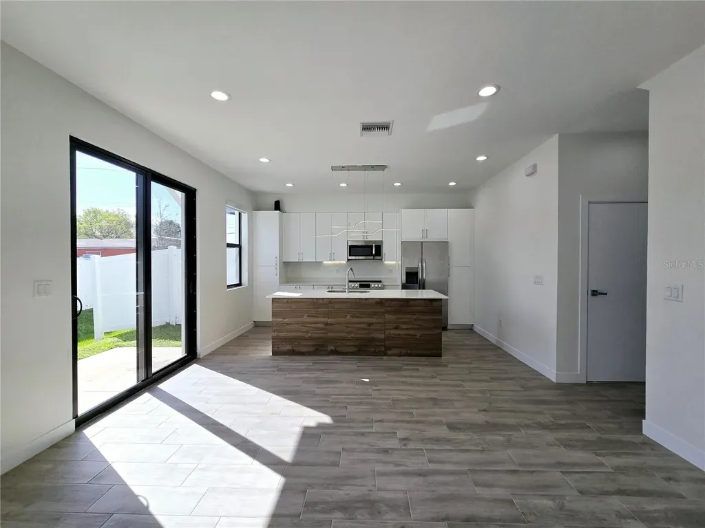 7573 Gesualdo Court Tampa FL 33614