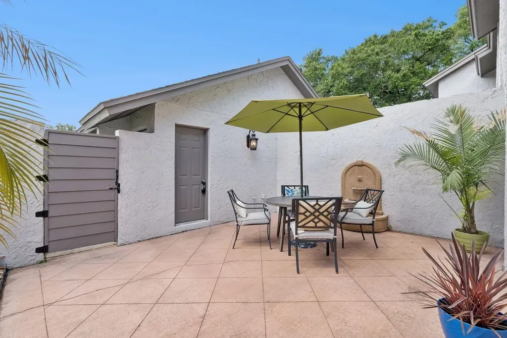 153 Olive Tree Circle Altamonte Springs FL 32714