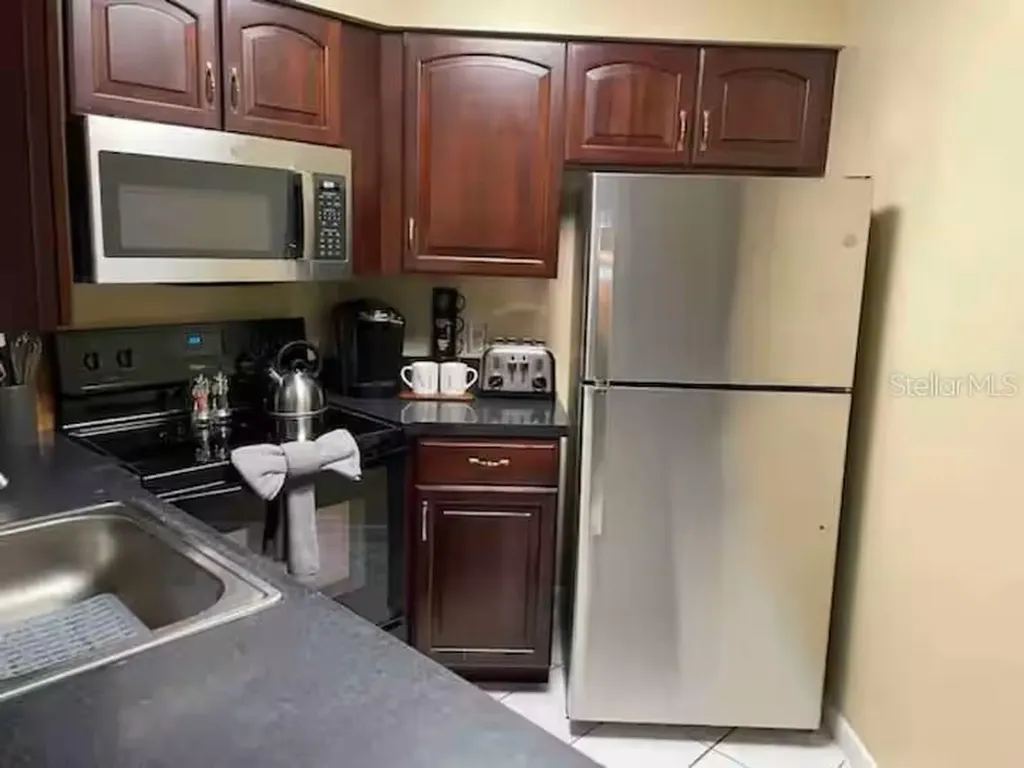3743 Atrium Drive Orlando FL 32822