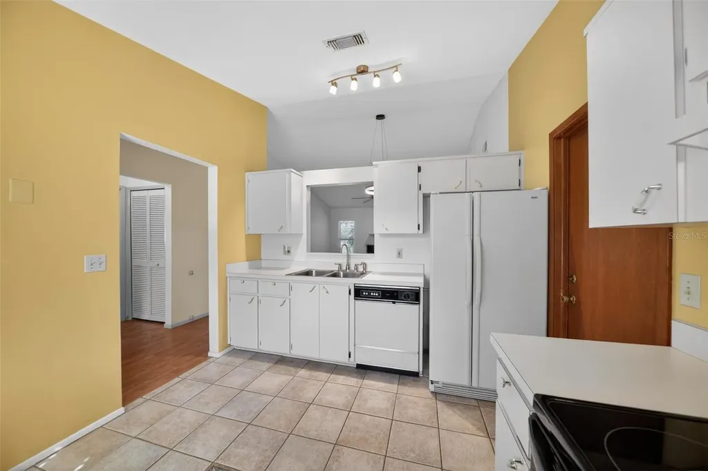 7632 Lakeside Woods Drive Orlando FL 32810