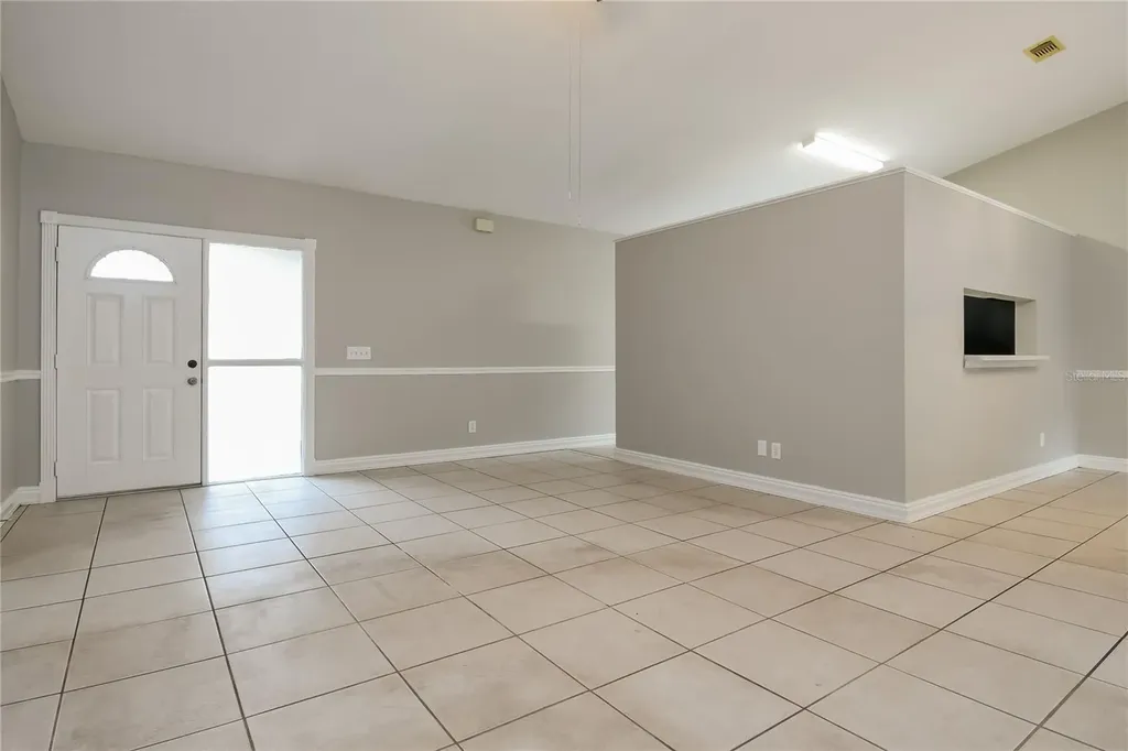 1961 Martina Street Apopka FL 32703