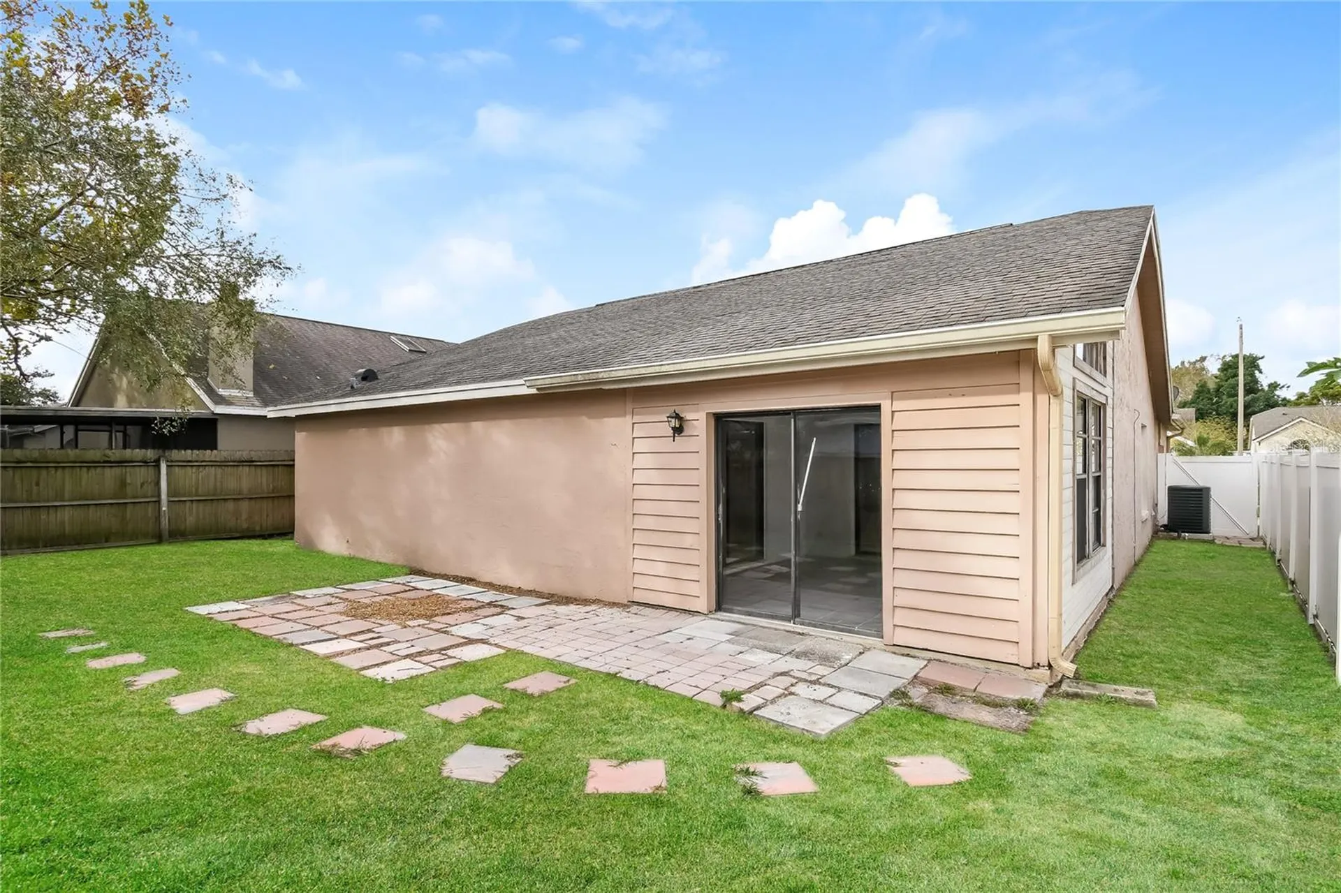 1961 Martina Street Apopka FL 32703