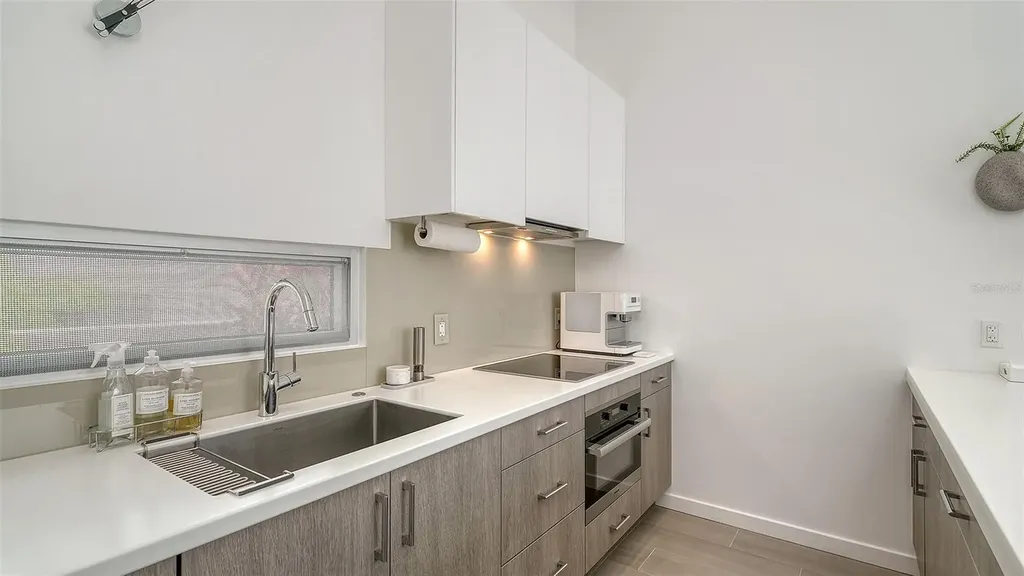 1350 5th Street Sarasota FL 34236