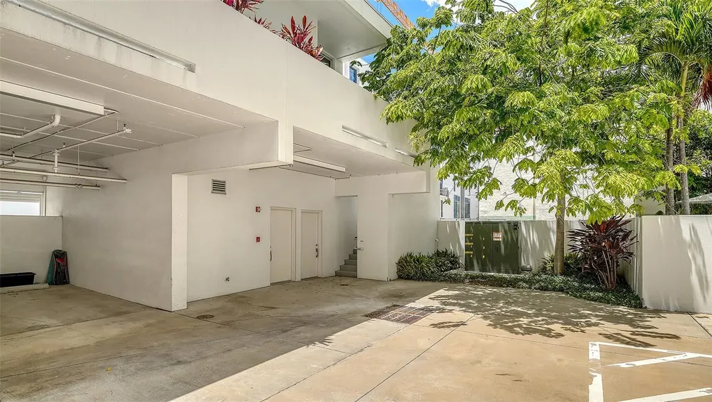 1350 5th Street Sarasota FL 34236