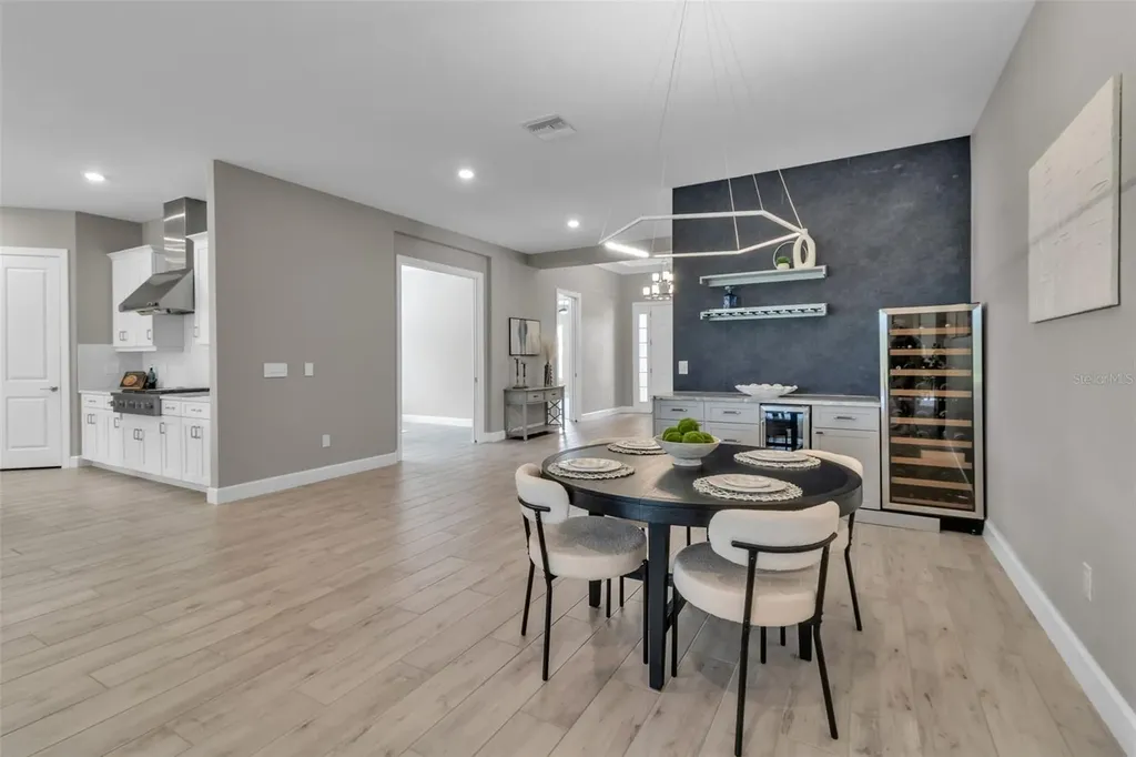 5618 Caserta Court Palmetto FL 34221
