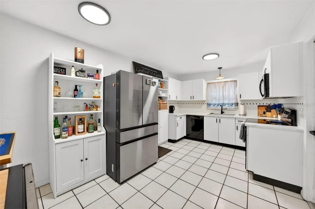 1086 Martin Boulevard Orlando FL 32825