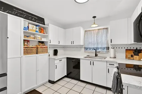 1086 Martin Boulevard Orlando FL 32825