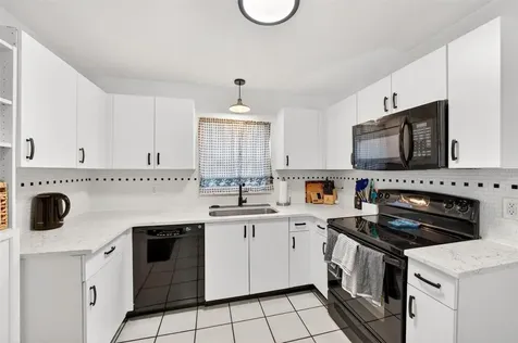 1086 Martin Boulevard Orlando FL 32825