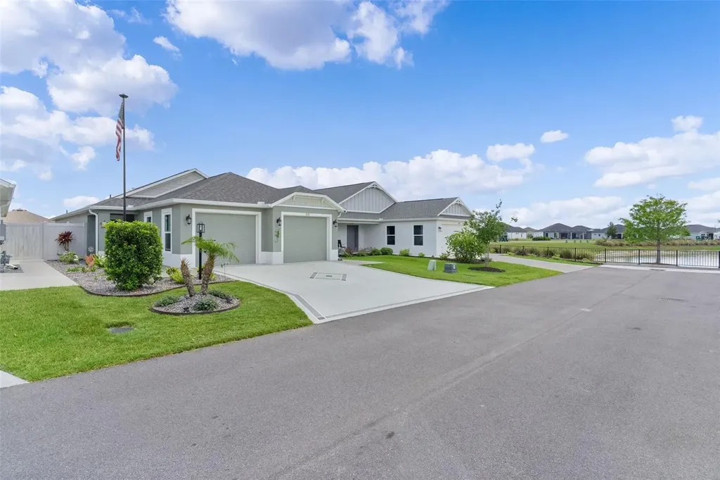 1617 Caldorette Drive The Villages FL 34762