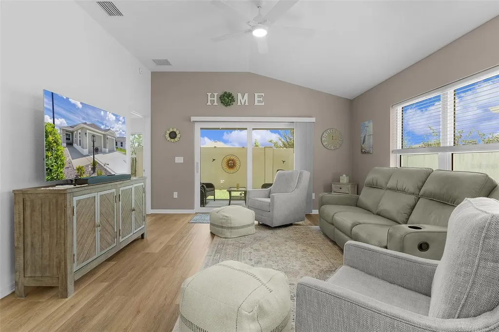 1617 Caldorette Drive The Villages FL 34762