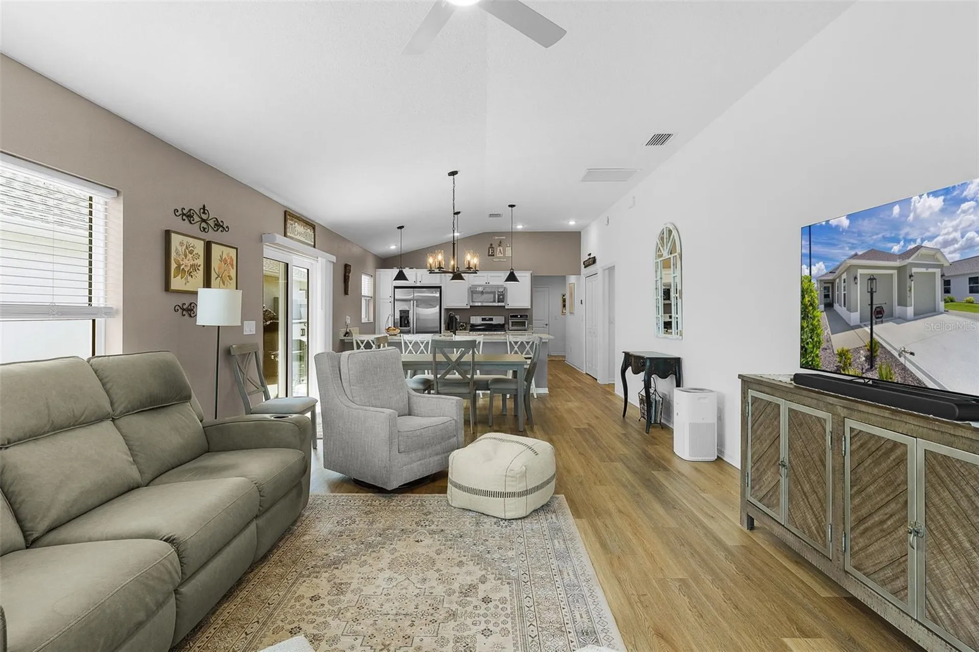 1617 Caldorette Drive The Villages FL 34762