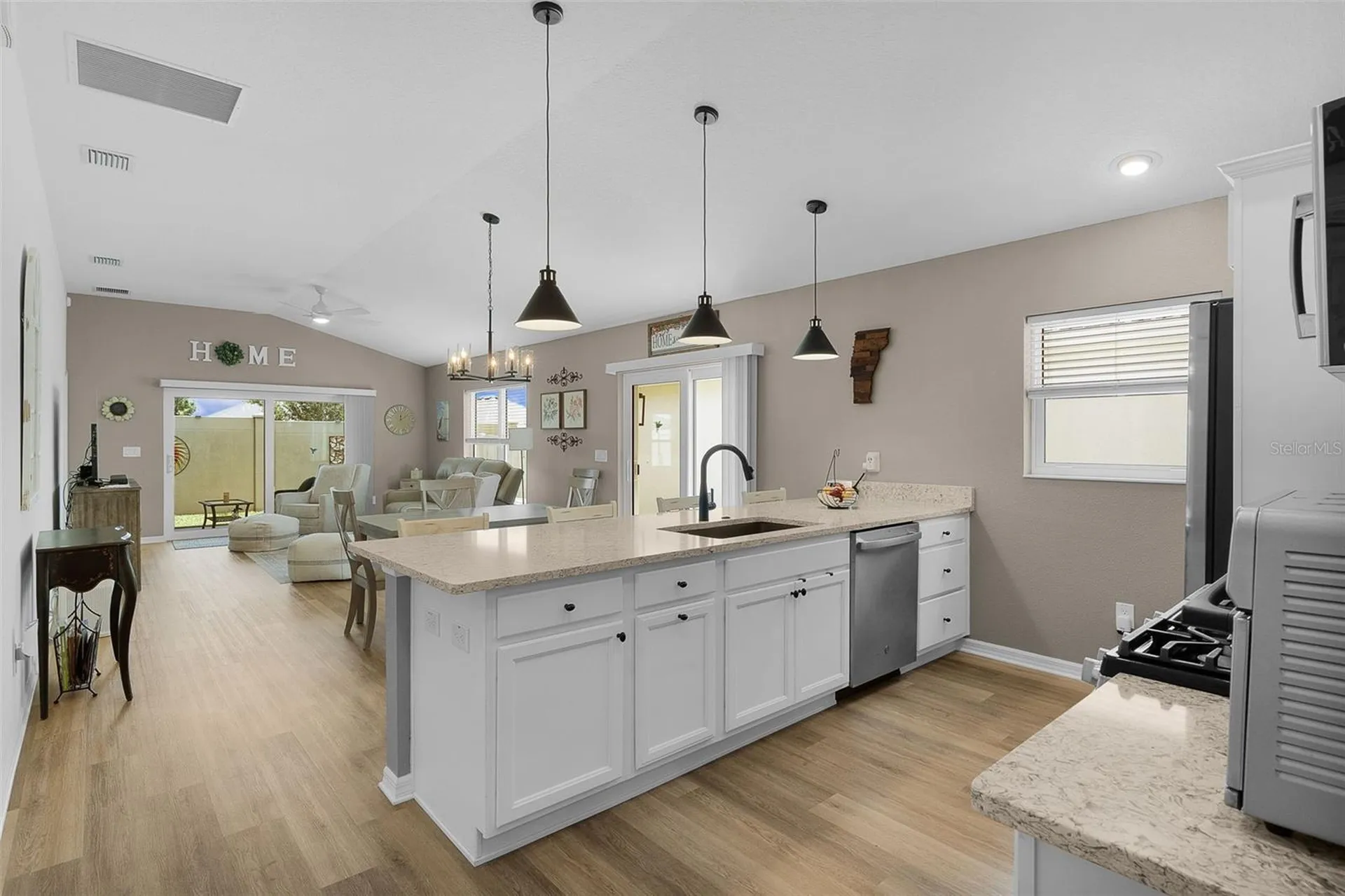 1617 Caldorette Drive The Villages FL 34762